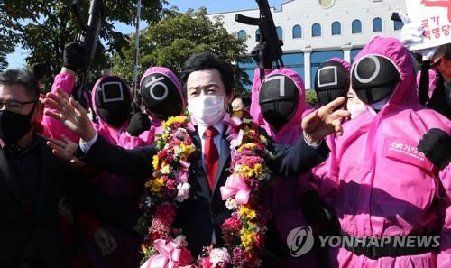 FanAsia - Лже-Пророк с IQ430 поборется за пост президента Южной Кореи