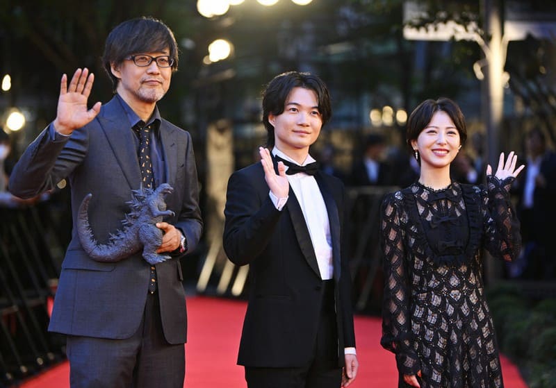 Godzilla Minus One Takashi Yamazaki Ryunosuke Kamiki Minami Hamabe