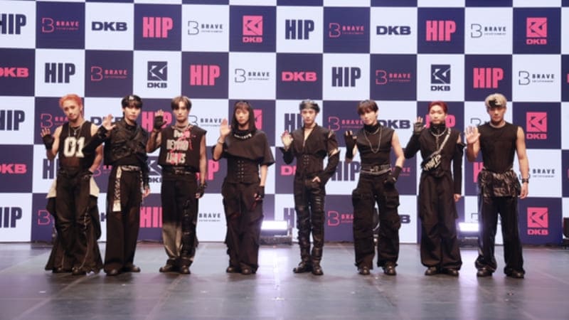 DKB выпустили 7-й мини-альбом «HIP»