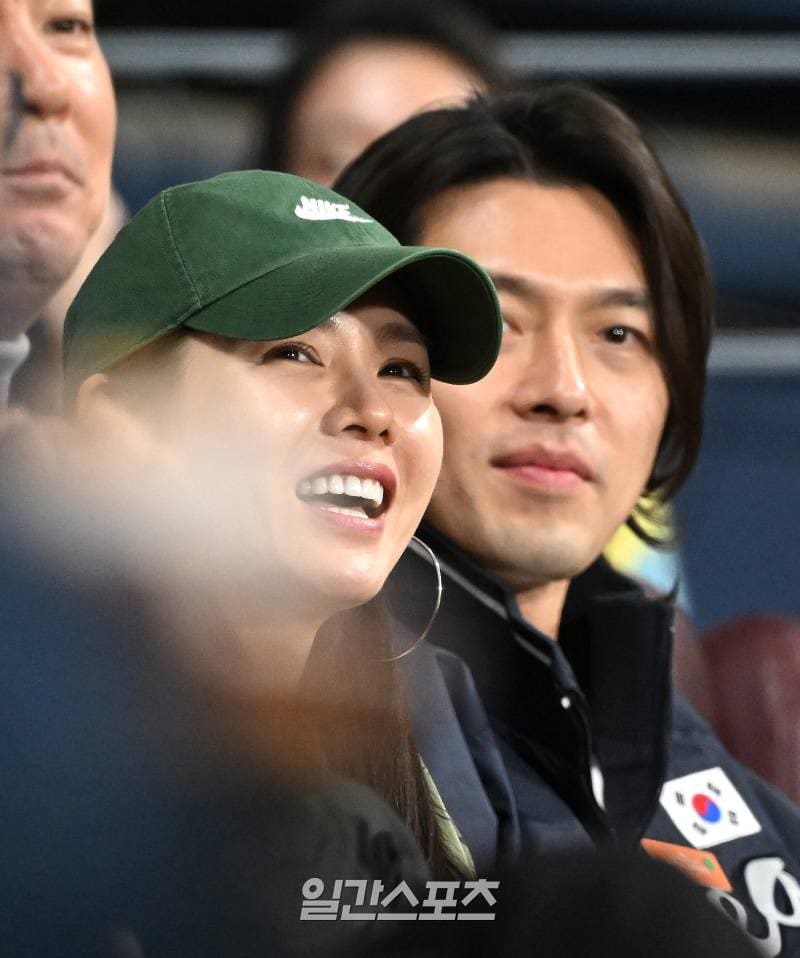Son Ye Jin Hyun Bin Сон Йе Чжин Хён Бин MLB World Tour Seoul Series 24