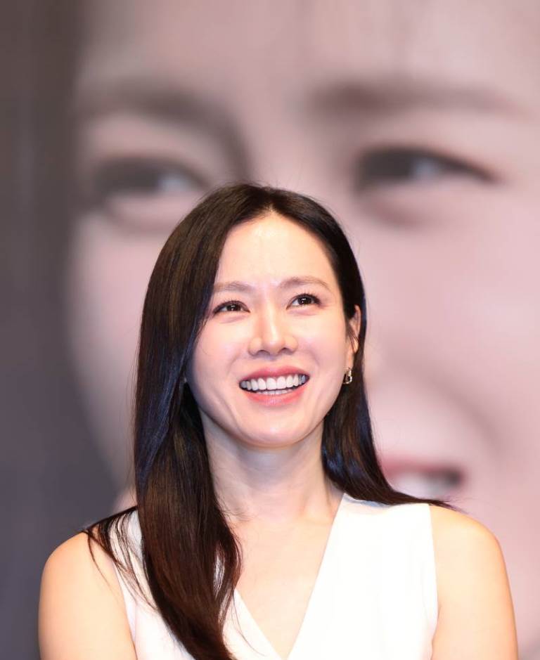 손예진 Son Ye Jin BIFAN Сон Йе Чжин