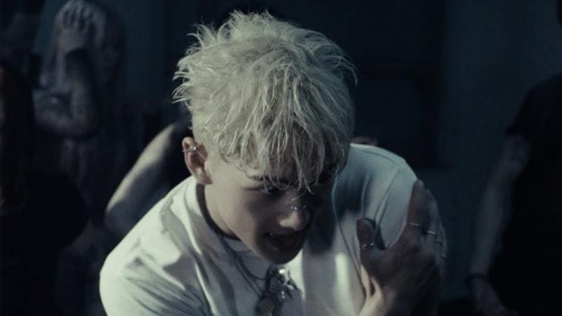 Бэкхо выпустил первую песню после ухода из Pledis Entertainment