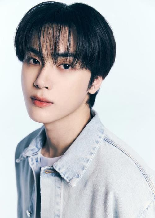 ONE HUNDRED THE BOYZ Ханён Haknyeon