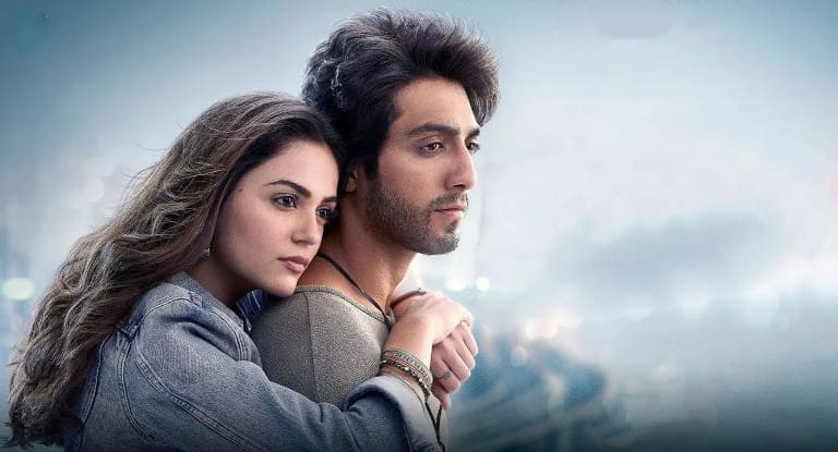 Голубки Ахаан Пандай Анит Падда Saiyaara Ahaan Panday Aneet Padda