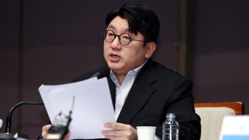 Как Бан Ши Хёк превратился из визионера K-pop в фигуранта уголовного дела