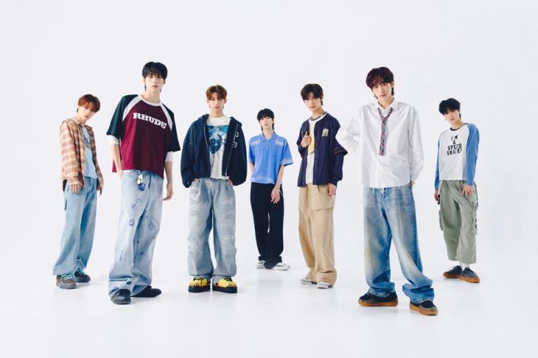 idntt 아이덴티티 Unevermet MODHAUS tripleS ARTMS