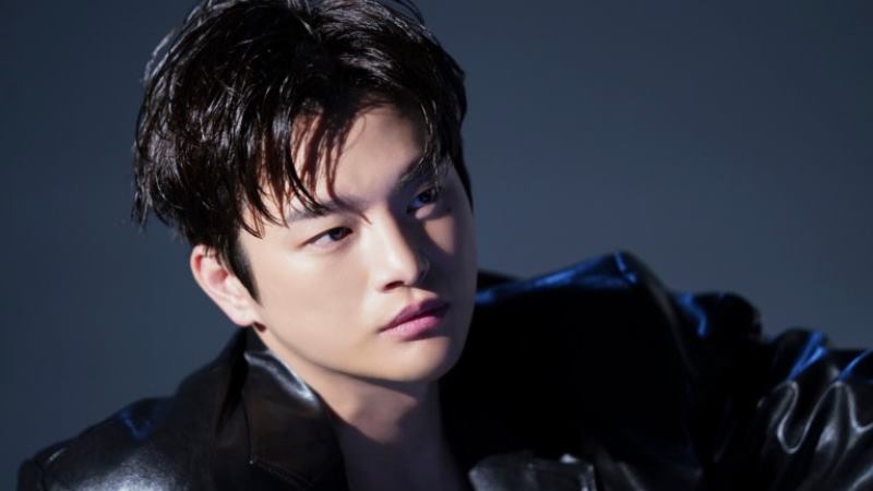 Со Ин Гуку предложена роль офисного работника-провидца в новой дораме