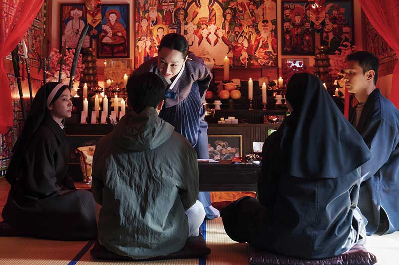 «Астрал. 13 инкарнаций зла» «Чёрные монахини» с Сон Хе Гё и Чон