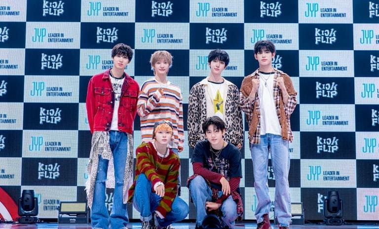 KickFlip 킥플립 My First Flip