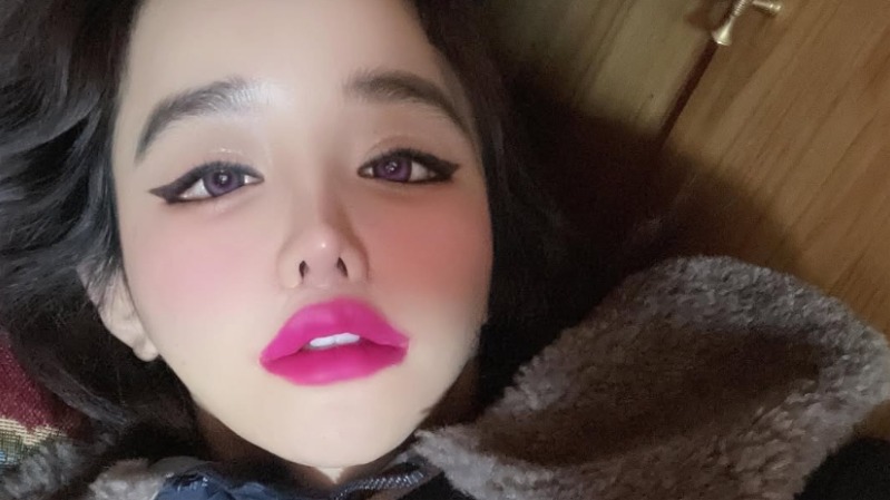 Пак Бом снова опубликовала фото в соцсетях Пак Бом снова опубликовала фото в соцсетях