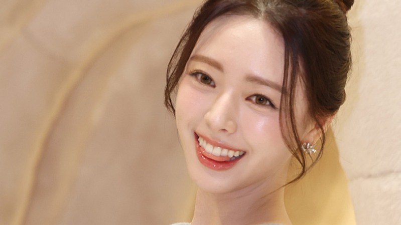 Две дебютные дорамы Юны из ITZY