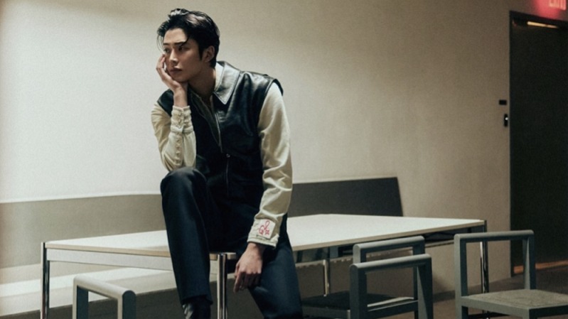 Роун показал последнюю фотосессию перед зачислением в армию Роун показал последнюю фотосессию перед зачислением в армию