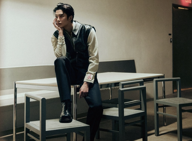 Роун показал последнюю фотосессию перед зачислением в армию Роун показал последнюю фотосессию перед зачислением в армию