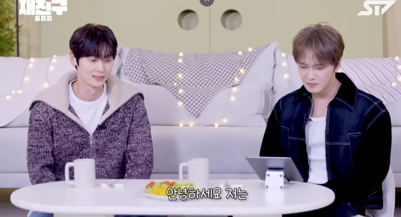 Ким Джэ Джун и Хван Мин Хён поболтали о камбэке Wanna One, об армии, с