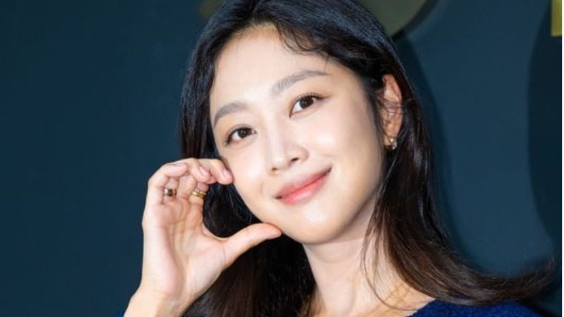 Актриса Чо Бо А родила сына