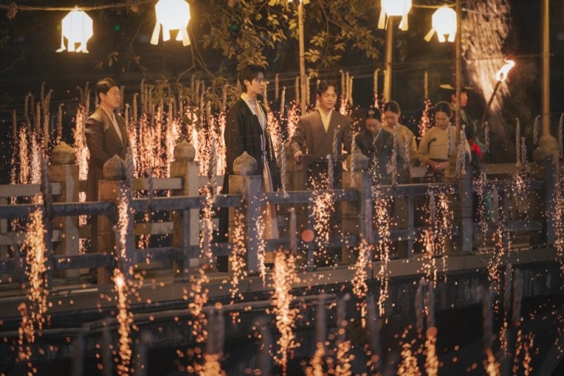 «Идеальная корона»: состоялась премьера дорамы «Жена принца XXI века» «Идеальная корона»: состоялась премьера дорамы «Жена принца XXI века»