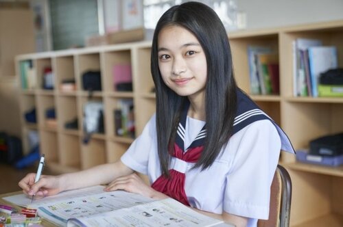 Цукисима Руи Озорная Такаги Rui Tsukishima Karakai Jouzu no Takagi-san