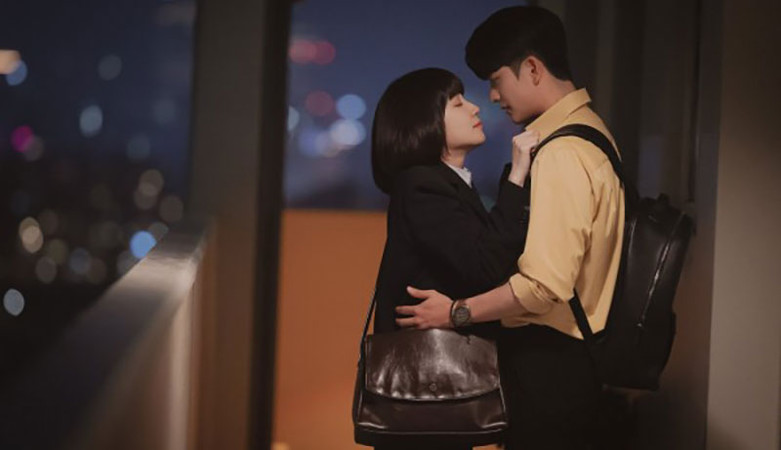 FanAsia - сцена поцелуя в дораме «Необычный адвокат У Ён У»