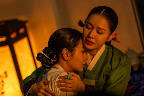 Son Ye Jin, Ji Chang Wook and Nana Star in New Remake of «Dangerous Li