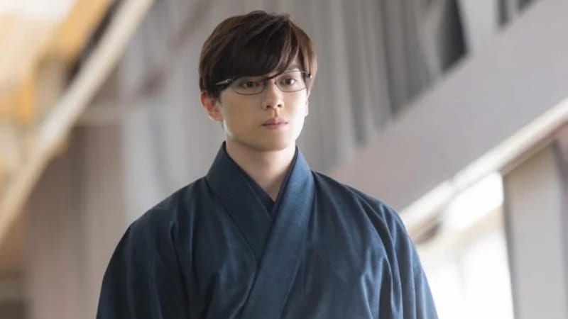 Макэню Маккэнъю Арата Яркая Тихая Mackenyu Chihayafuru