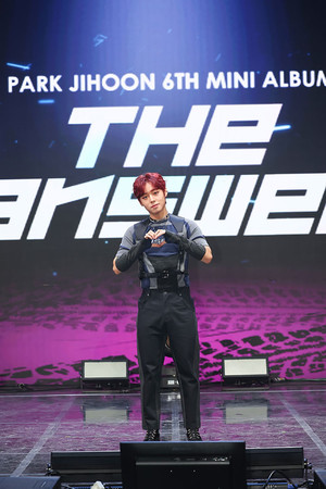 Пак Джи Хун вернулся с шестым мини-альбомом «The Answer»